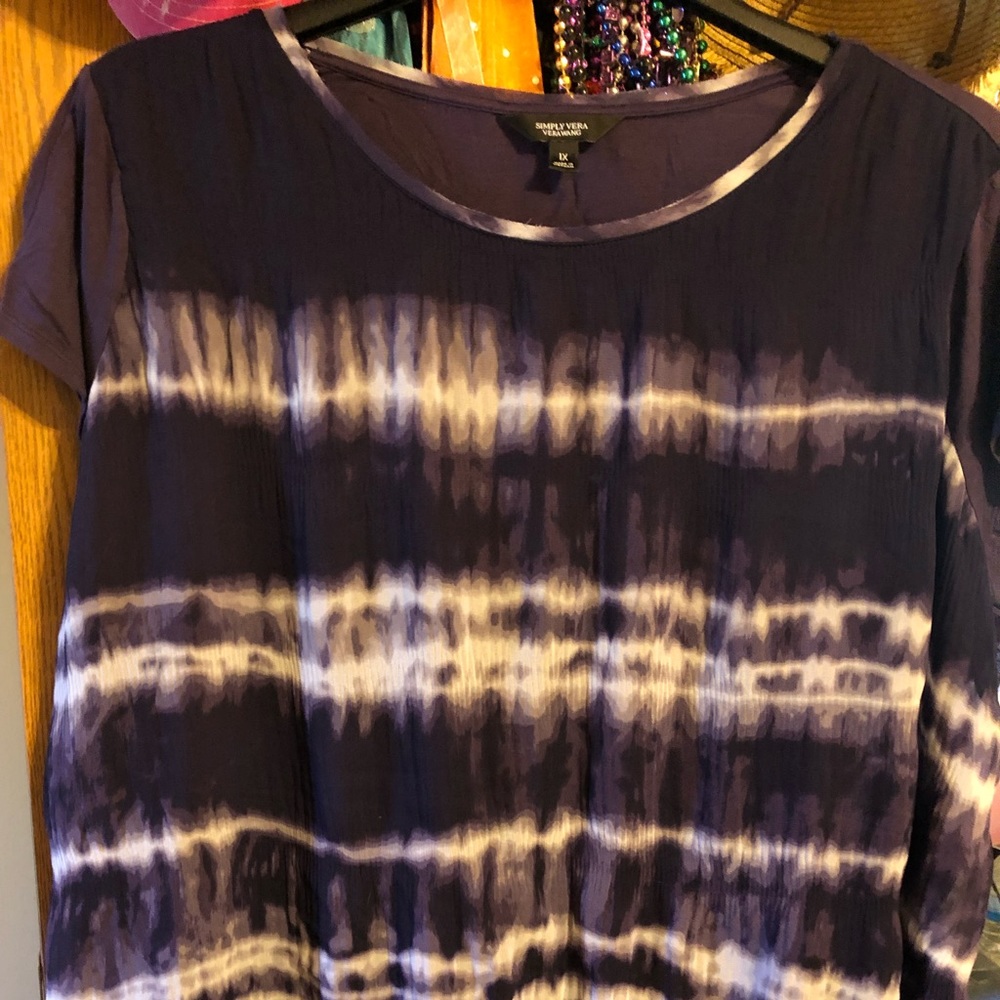 Simply Vera Wang 1X shirt.